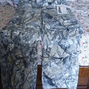 VIP Women's Gray Camouflage Cargo Pants